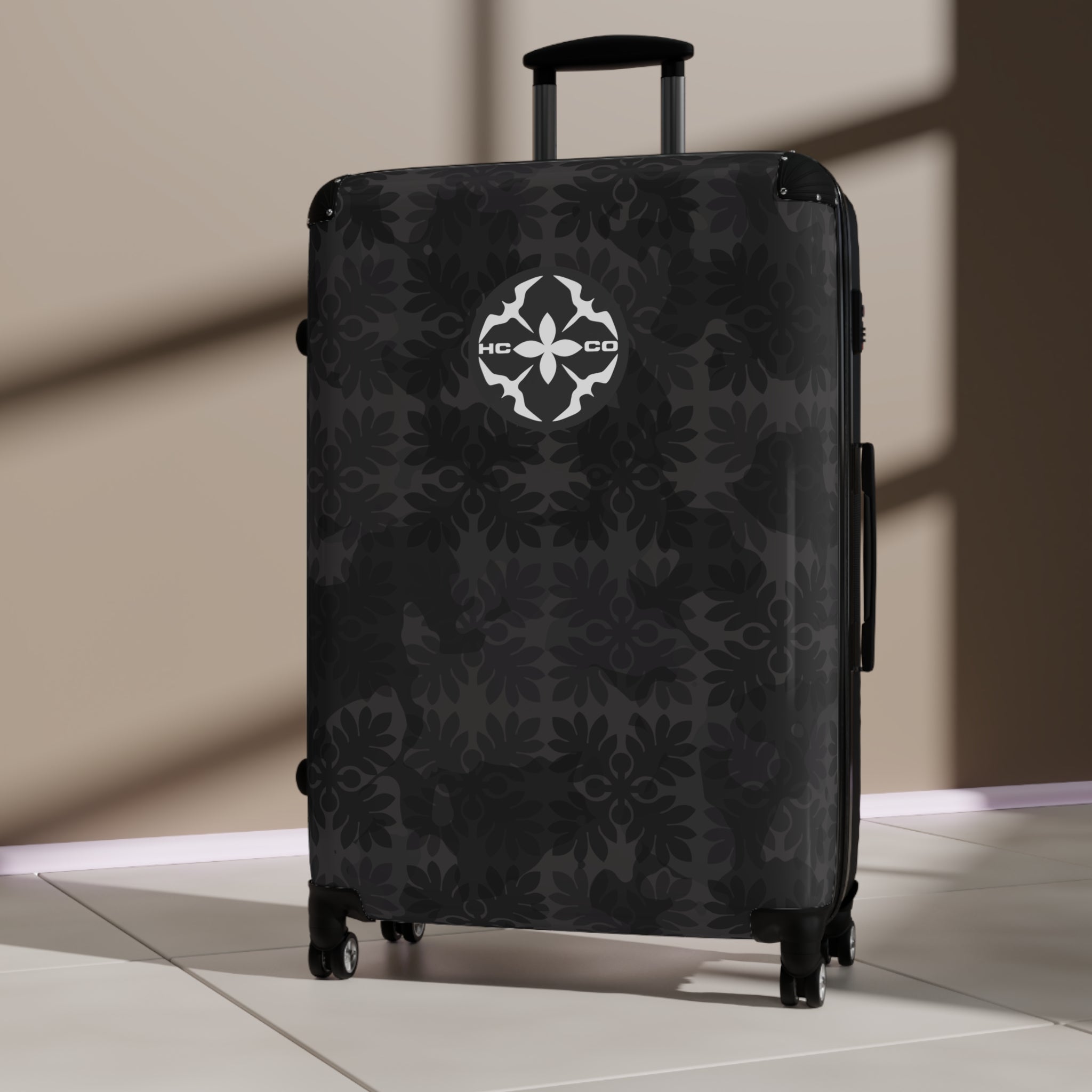 ʻUlu Quilt Camo Suitcase (Black)